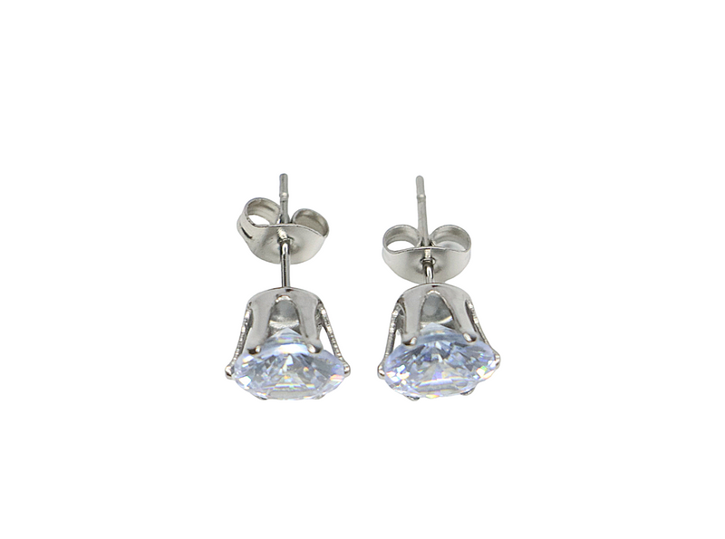 Stainless steel stud earrings with zirconia